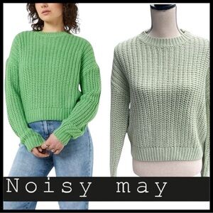NWT Noisy May Smoke Green Charlie Oversize Crew Neck Crop Sweater (M)